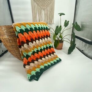 Vintage Crochet Granny Blanket. Handmade. Beautiful Pattern. Afghan